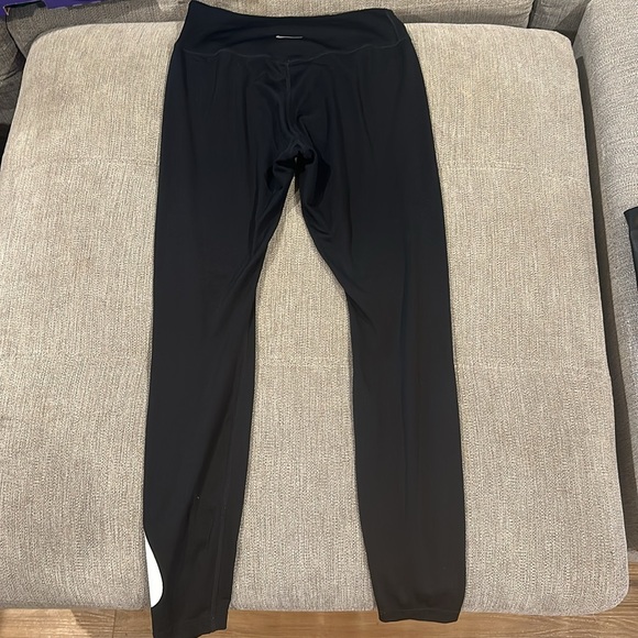 Nike Swoosh Leggings - Picture 5 of 5